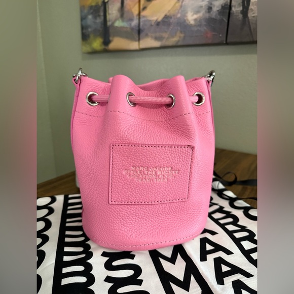 Marc Jacobs The Bucket Bag - Picture 7 of 14
